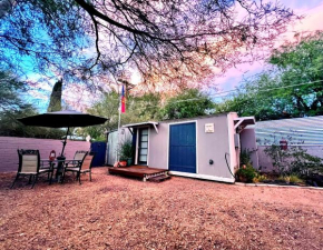 Private Peaceful Tiny House in Central Tucson